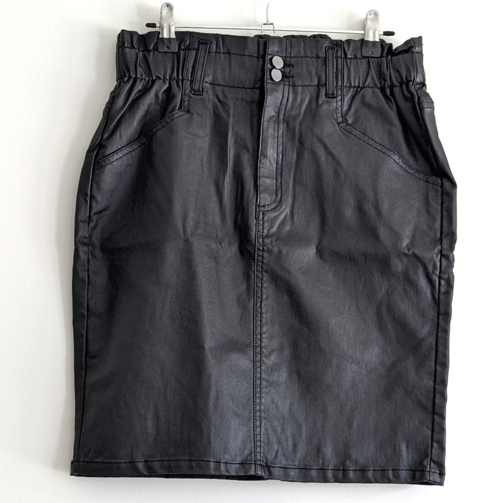 B.young Bykiko Skirt Faux leather Black